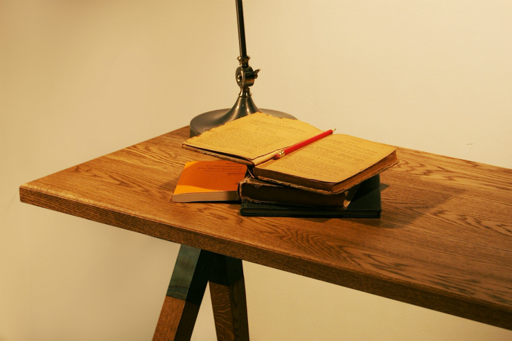 j-desk-01