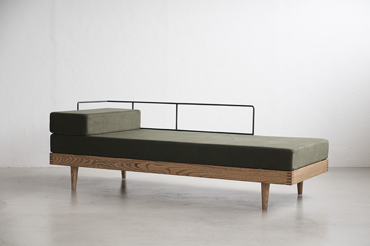 SOFA 03-4m48
