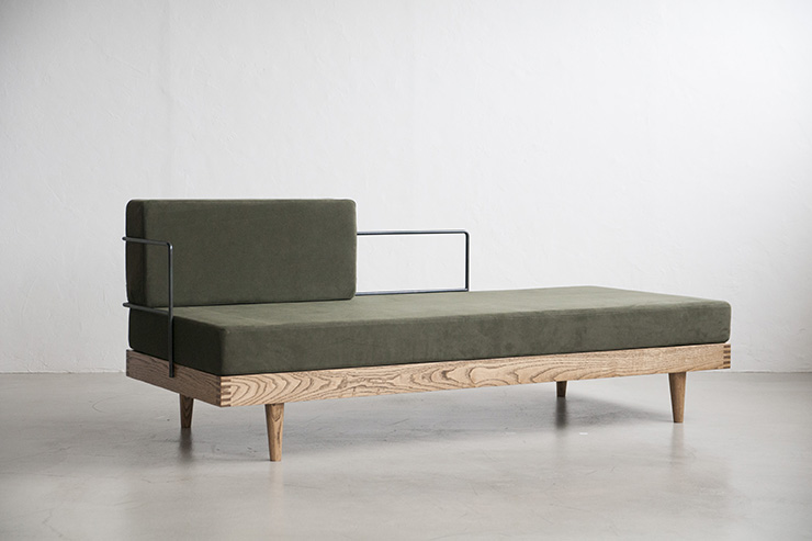 SOFA 03-4m48