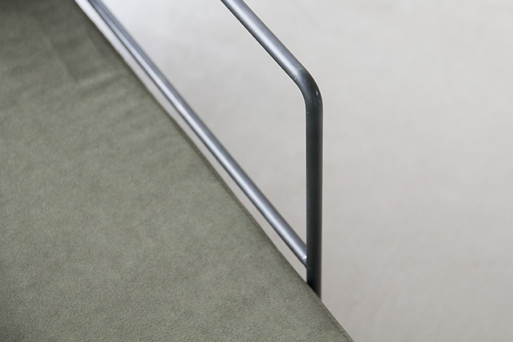 SOFA 03-4m48