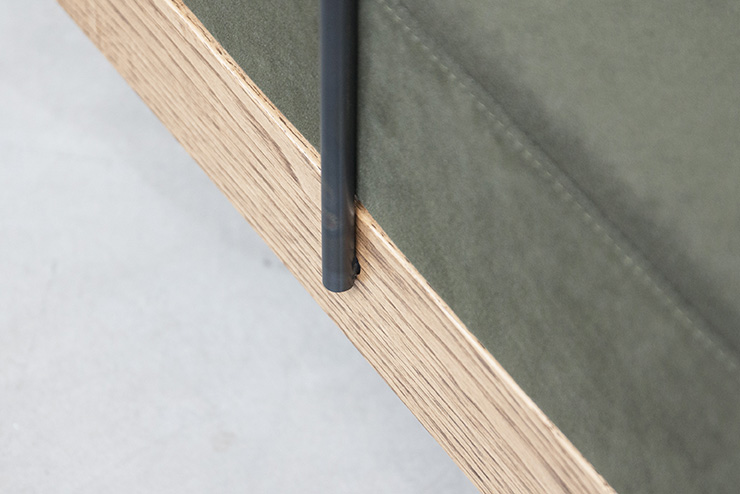 SOFA 03-4m48