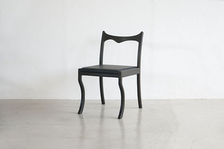 KAMOME CHAIR/NEGRO