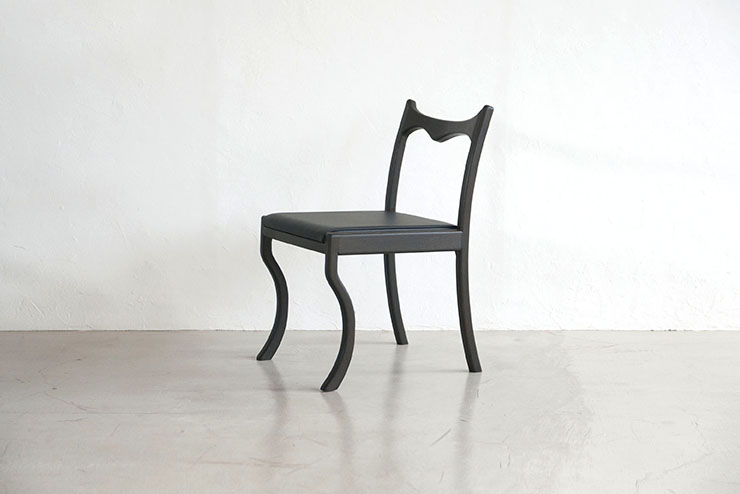 KAMOME CHAIR/NEGRO