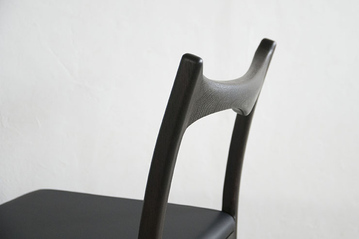 KAMOME CHAIR/NEGRO