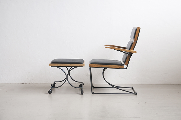 CRADLE ARM CHAIR+OTTOMAN