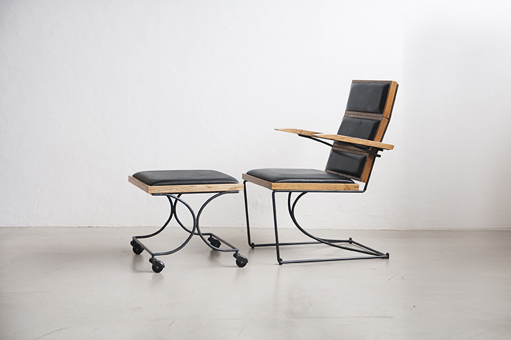 CRADLE ARM CHAIR+OTTOMAN
