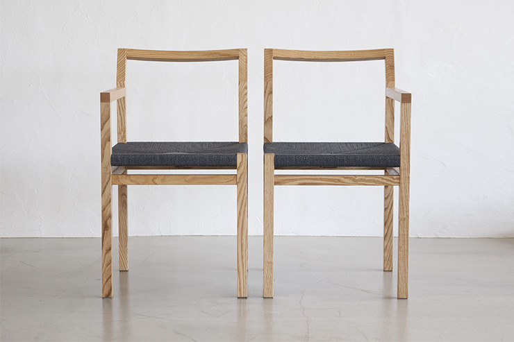 No.8 chair -one arm-